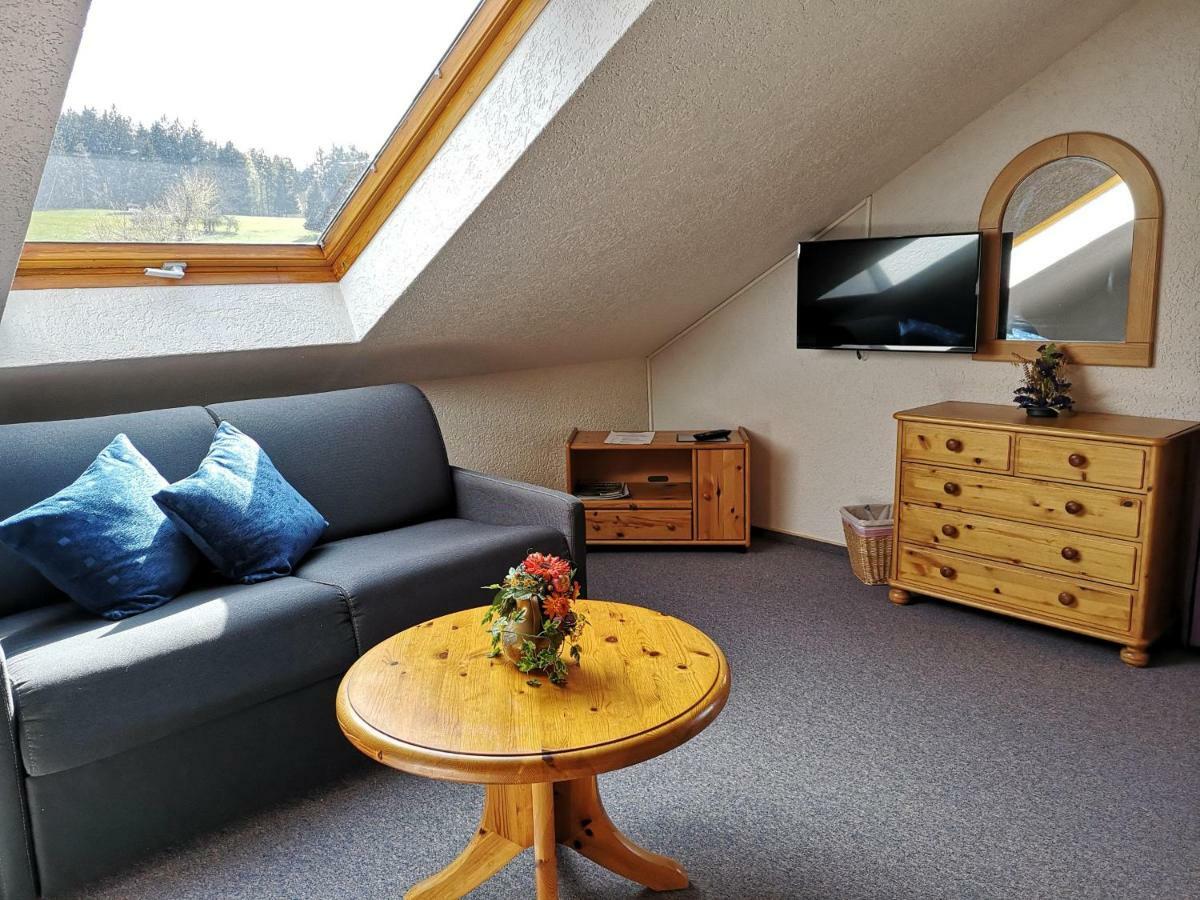 Landgasthof Waldeck Durbheim ภายนอก รูปภาพ